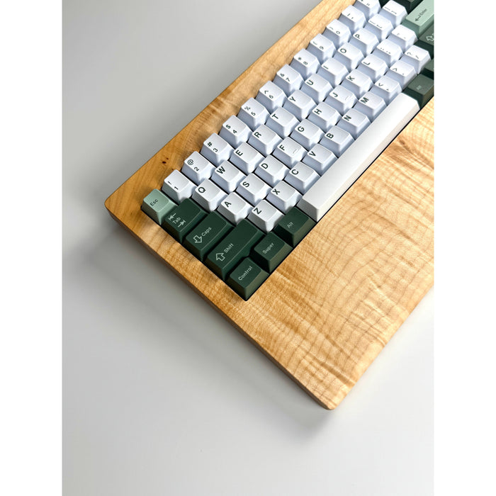 Quilted Maple Keyboard with Wrist Rest