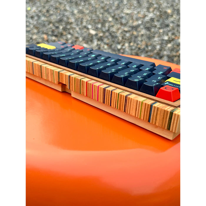 Bakeneko60 Skateboard Keyboard